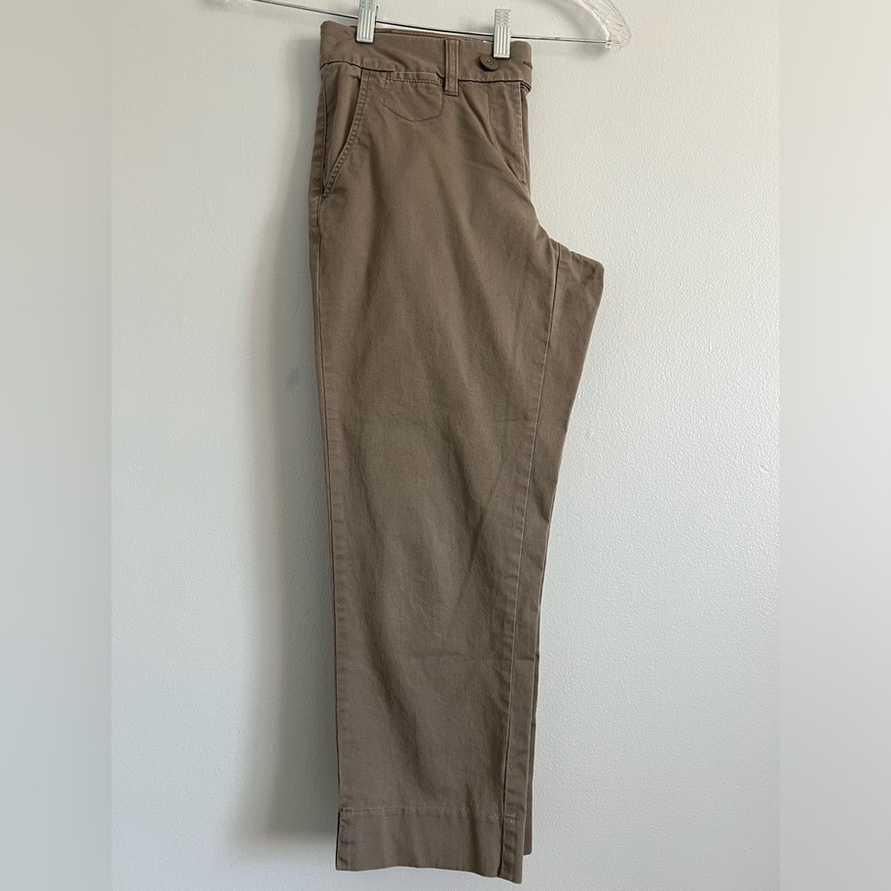 Tommy Hilfiger khaki pants with zipper, button closure and slits - Picture 3 of 8
